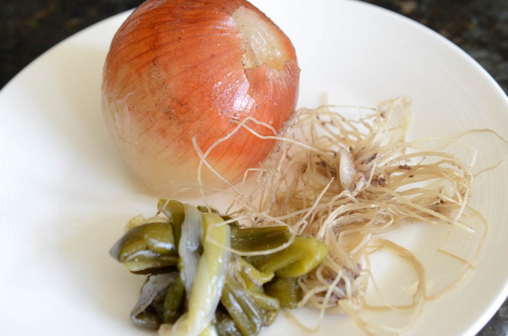 onion, green onion roots from galbitang